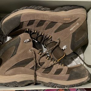 Men’s Columbia Crestwood Hiking Boots Size 13